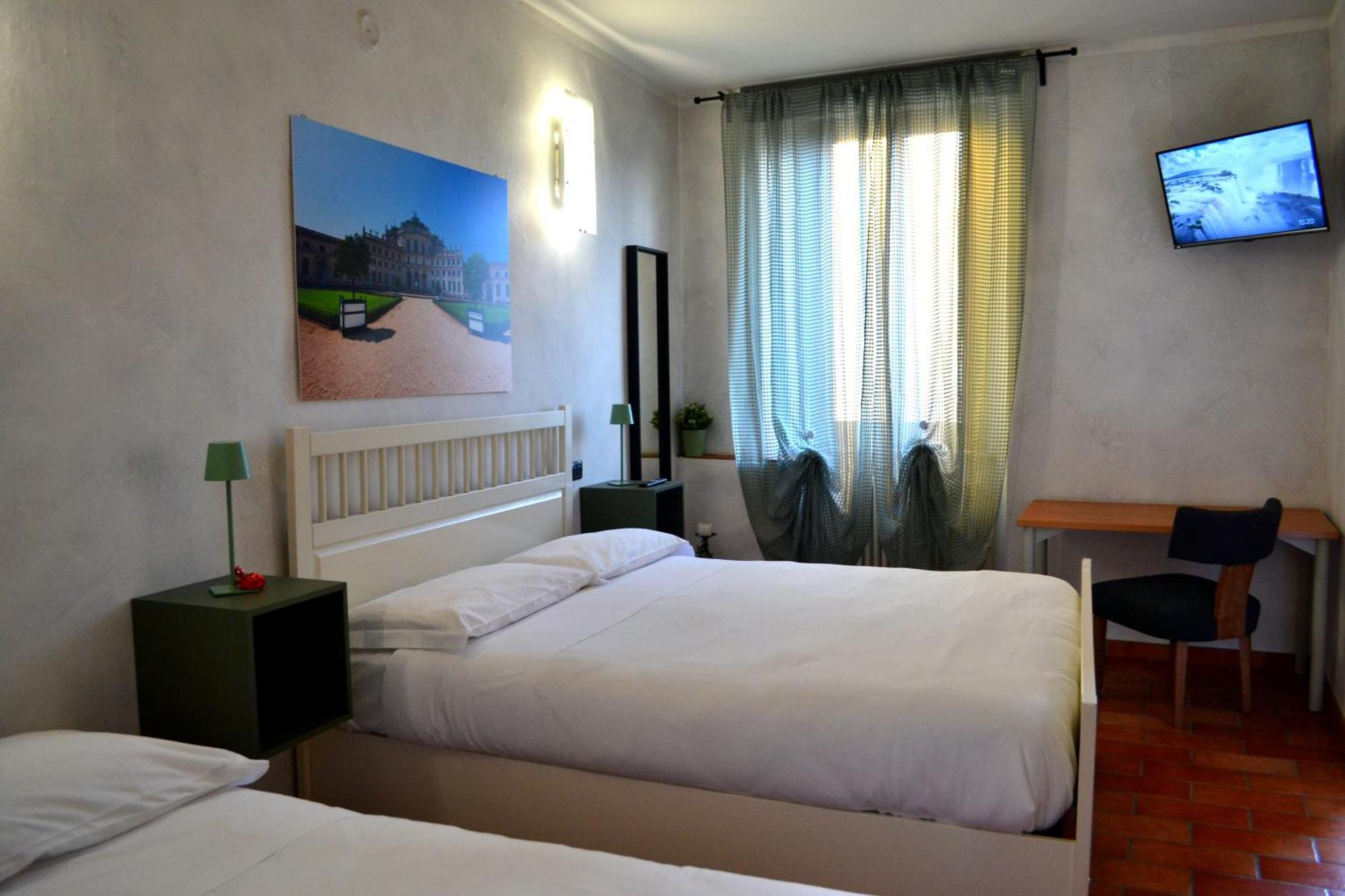 Domus Hotel Caselle Torinese Exterior foto
